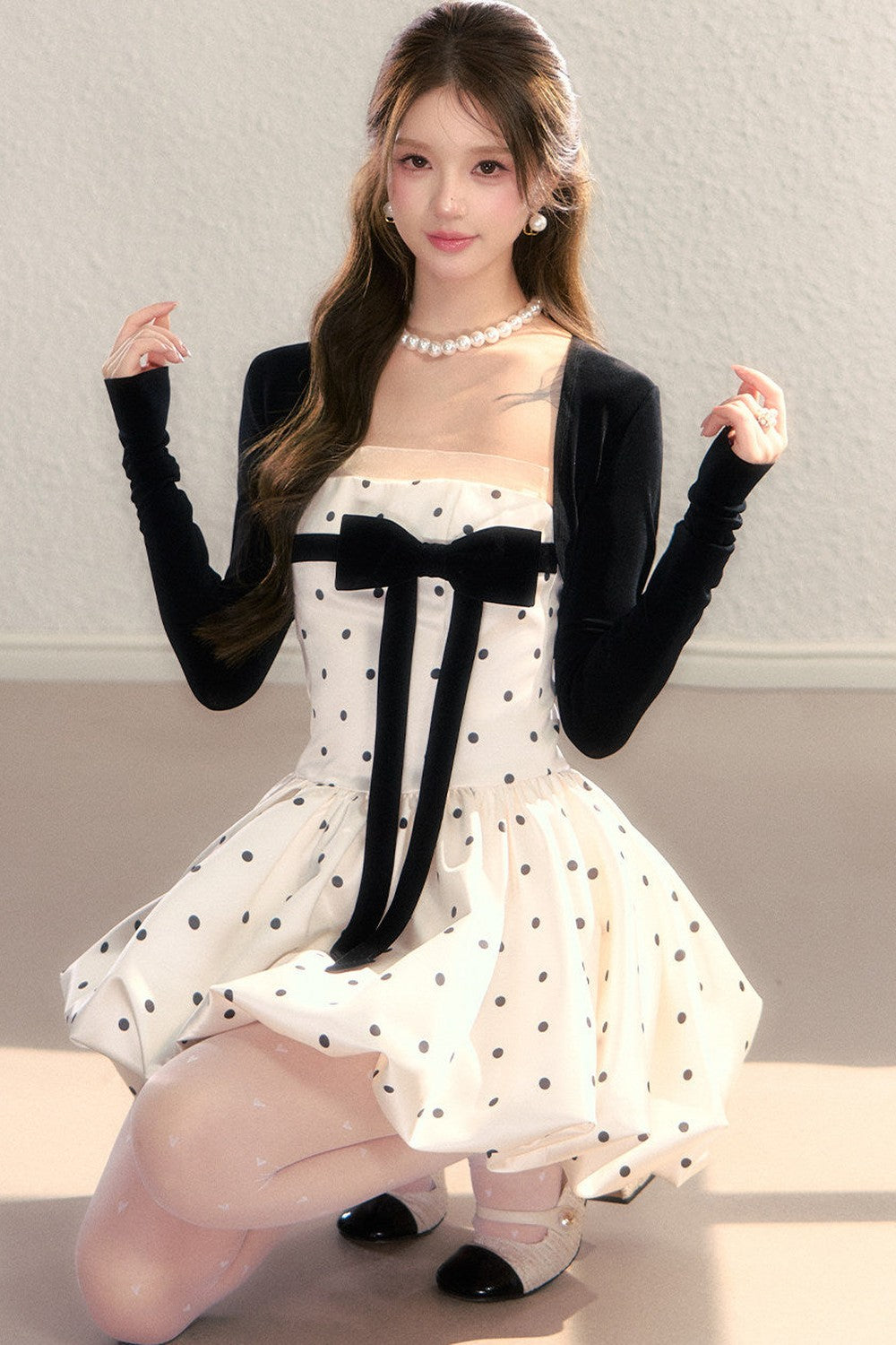 브이넥 아세테이트 니트 카디건