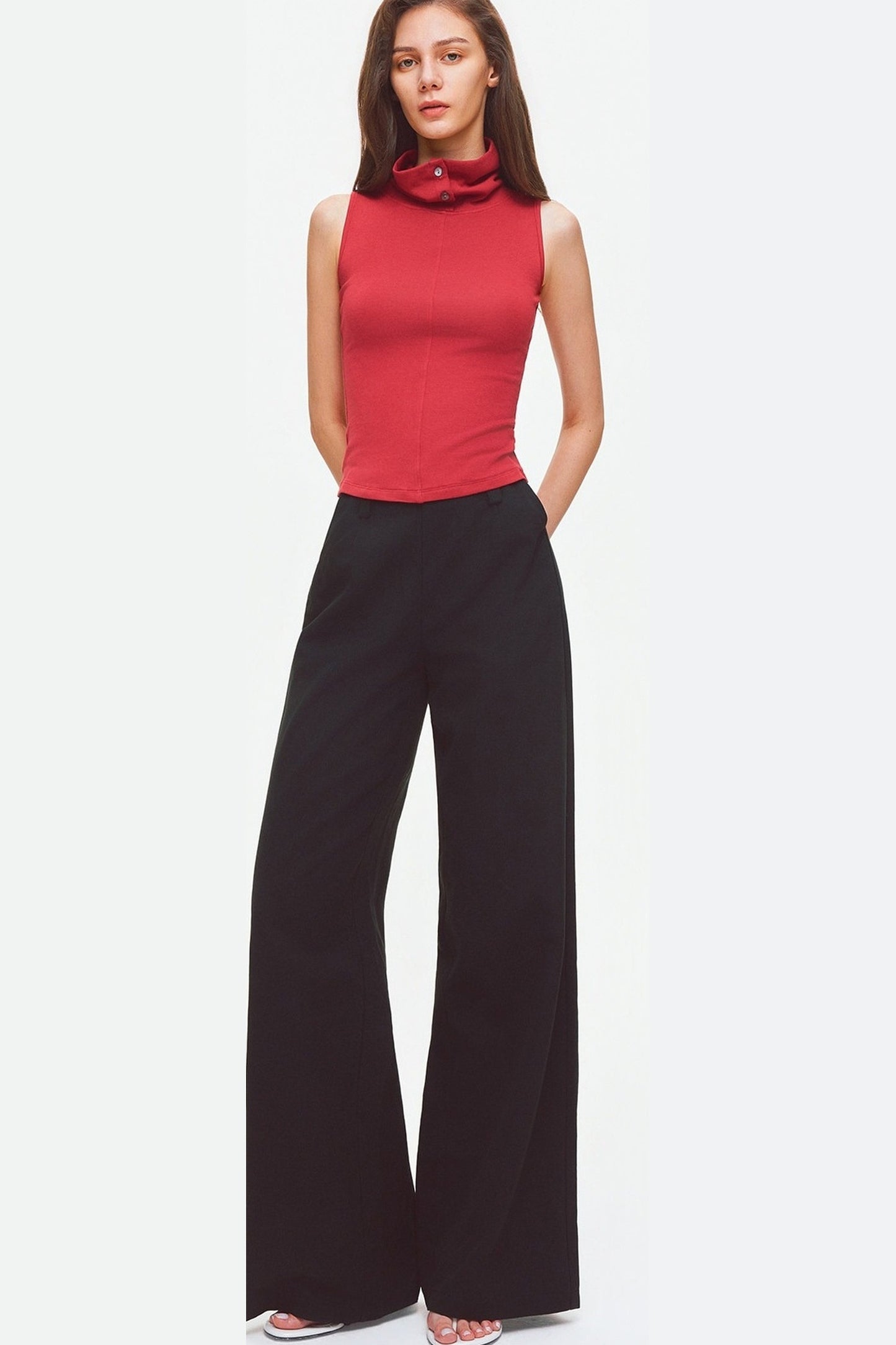 Convertible Collar Sleeveless Knit Top