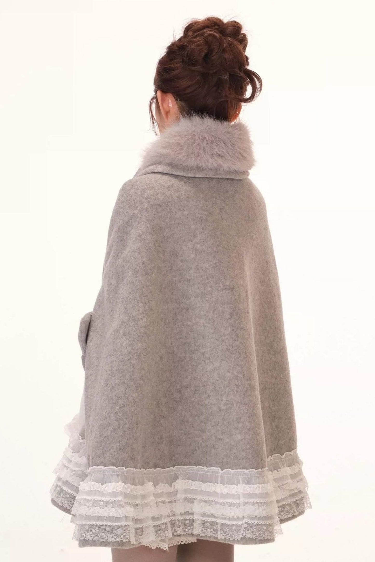 Fleece-Lined Lace Cape Set-Up