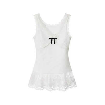 H2AN1 Studio Sleeveless Ruffle Patchwork Camisole with Lace Hem