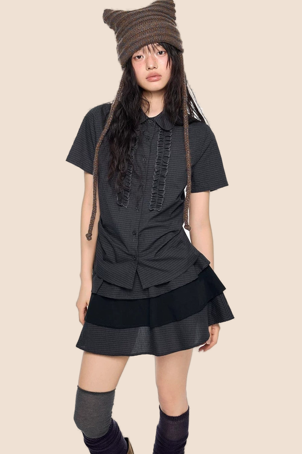 Ensemble chemise à carreaux et jupe à volants