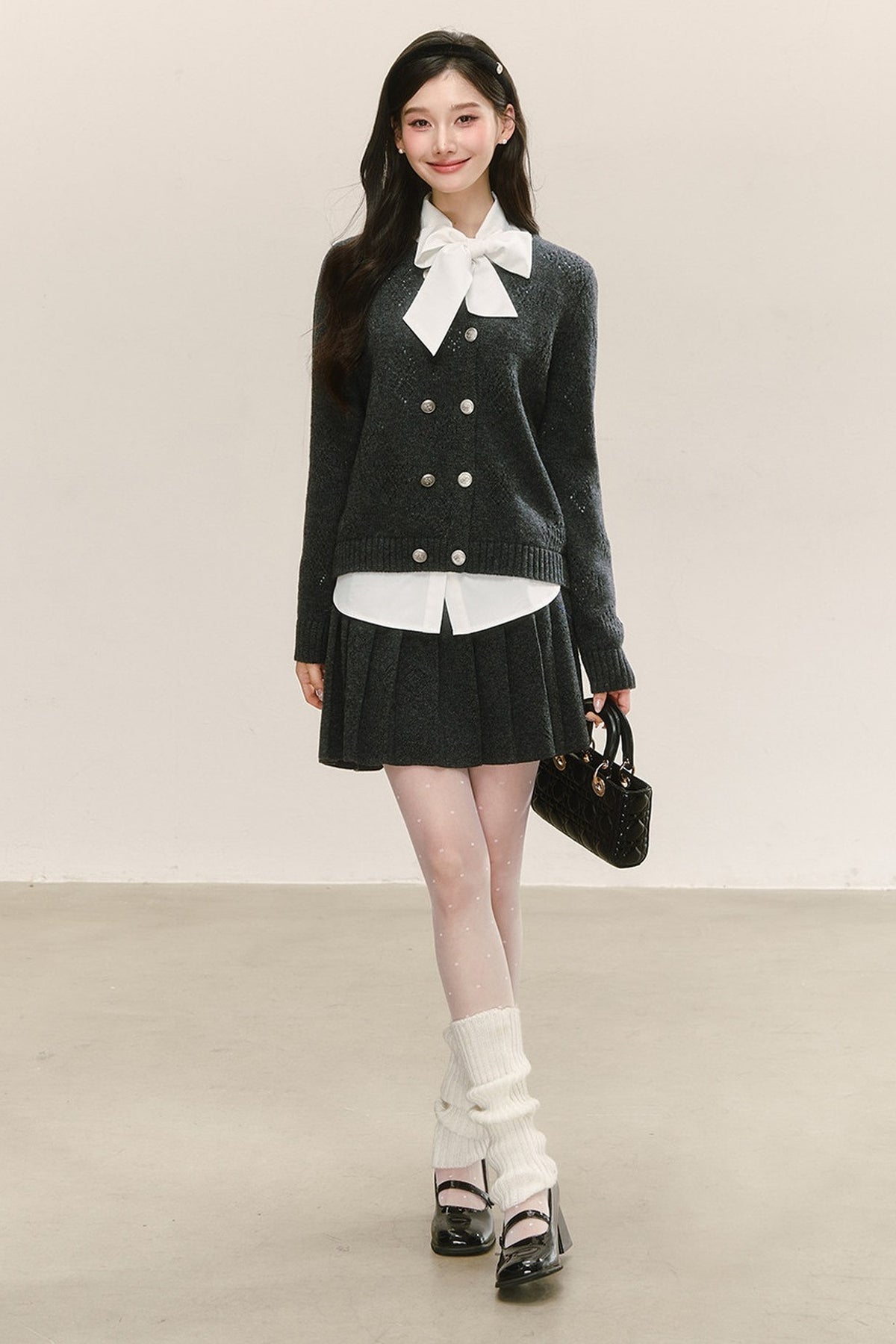 Gray Double-Breasted Knit Jacket Bow Tie Shirt Set-Up