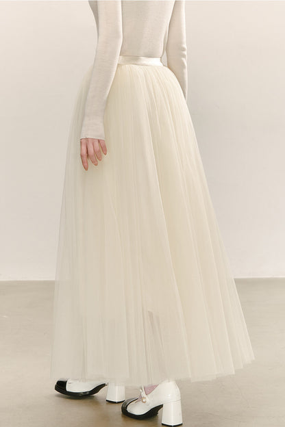 High-Waisted Loose-Fitting A-Line Mesh Skirt