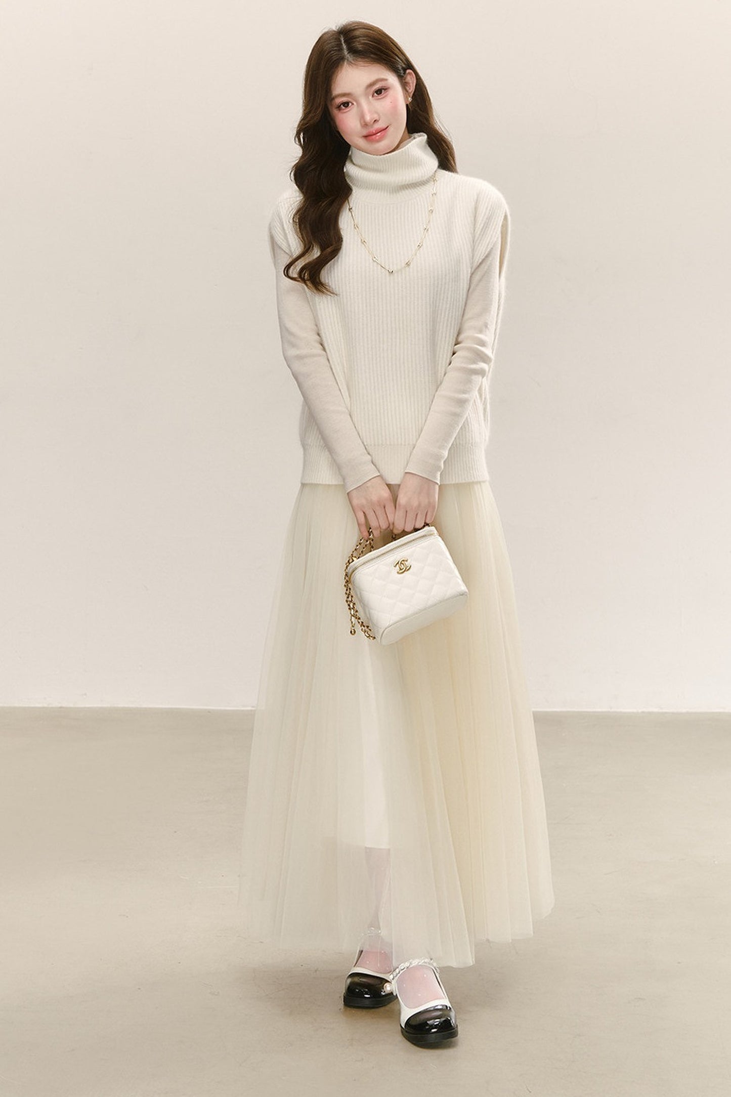 High-Waisted Loose-Fitting A-Line Mesh Skirt
