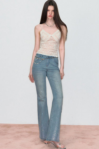 Retro-Jeans mit Strass und ausgestelltem Bein