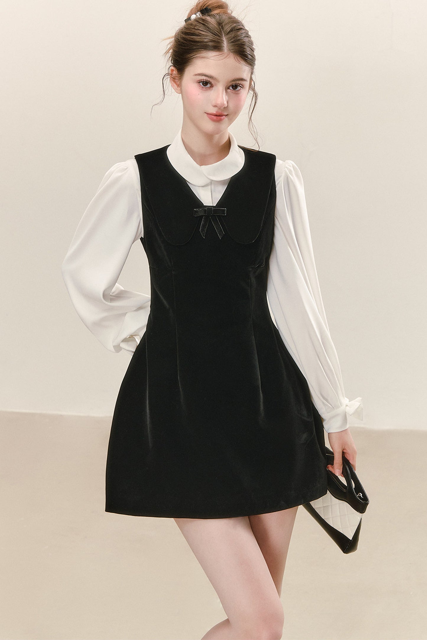 Black Waist-Cinching Sleeveless Dress