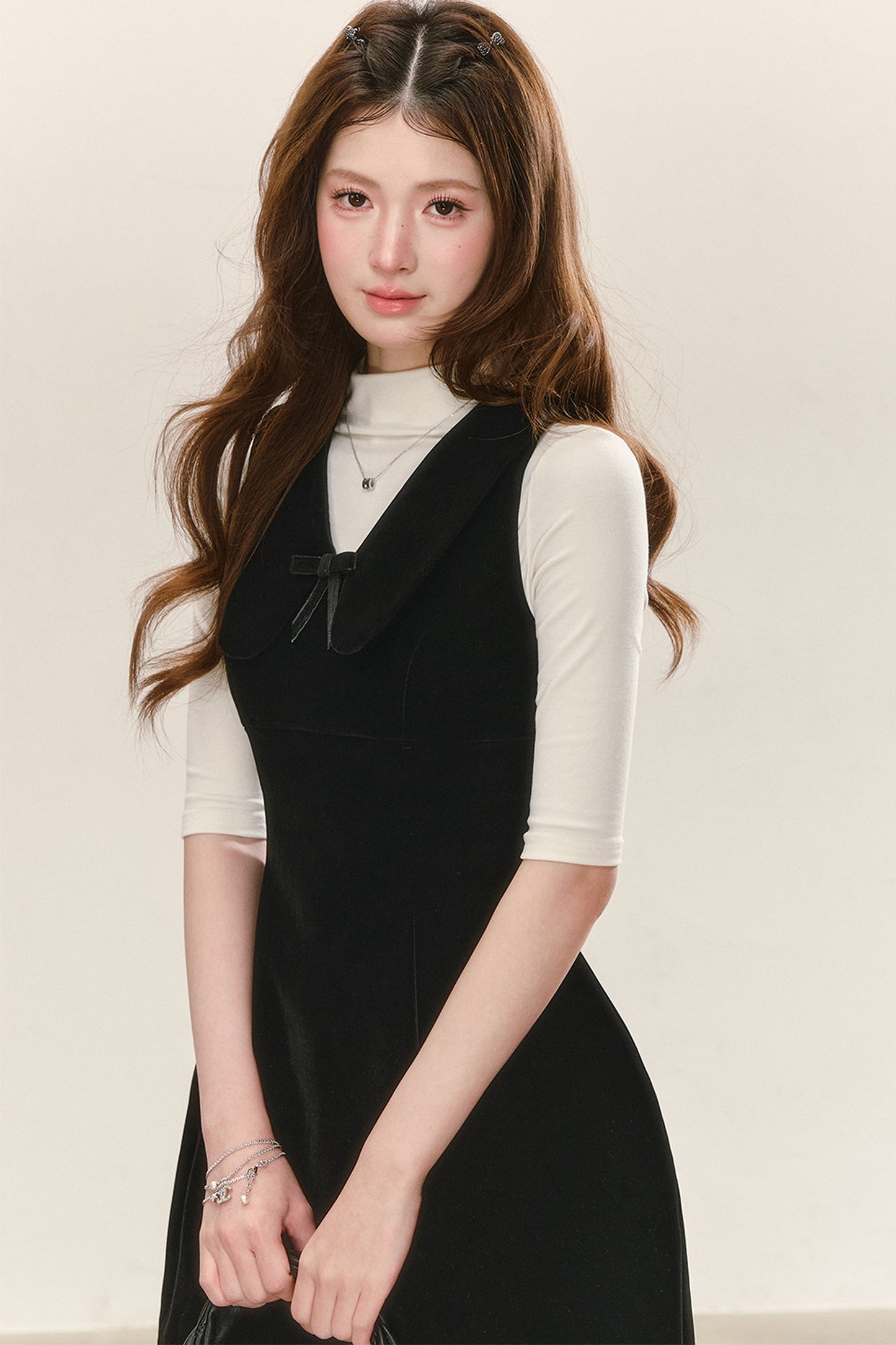 Black Waist-Cinching Sleeveless Dress