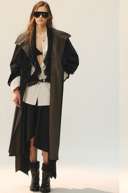 Completo rétro con gilet e gonna con perline