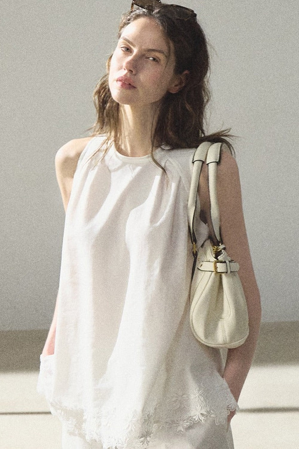 Lyocell-Camisole mit Spitze im Morgenstil