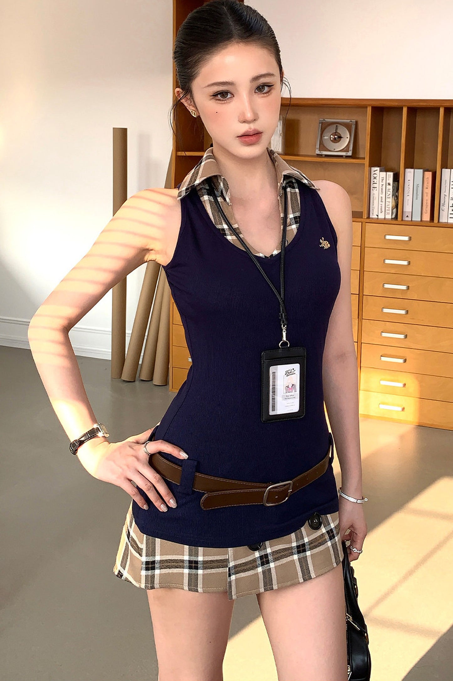 Elegant Sleeveless Vest Set-Up