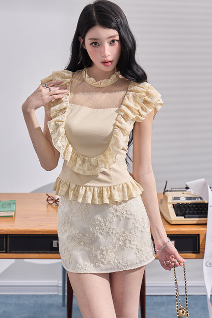 Elegance Ruffled Sleeveless Top