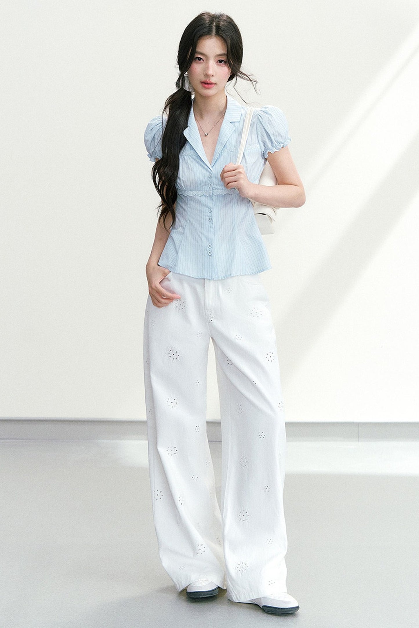 V-Neck Striped Waist-Cinching Short-Sleeved Shirt