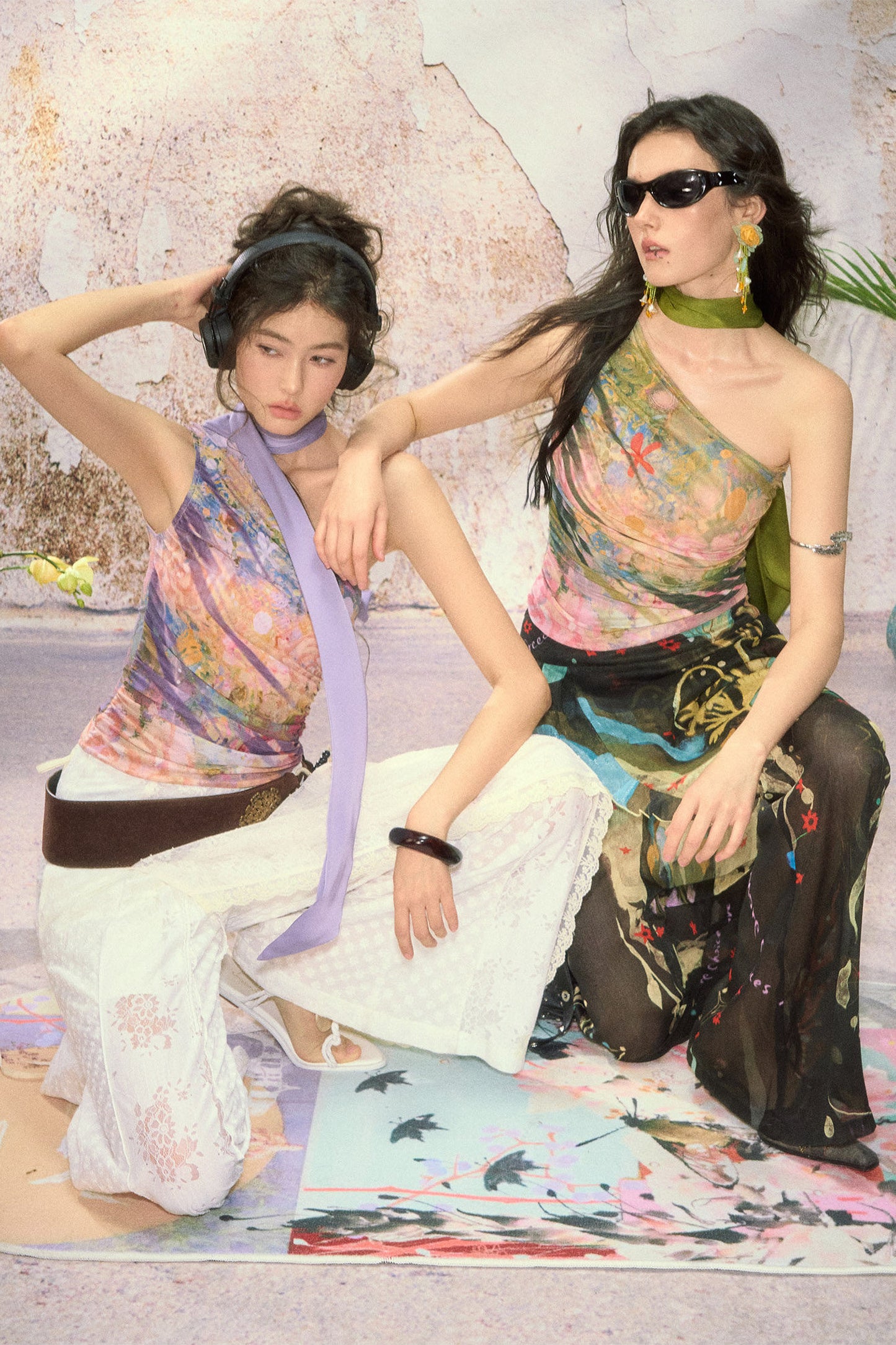 One Shoulder Oil Painting Mesh Top