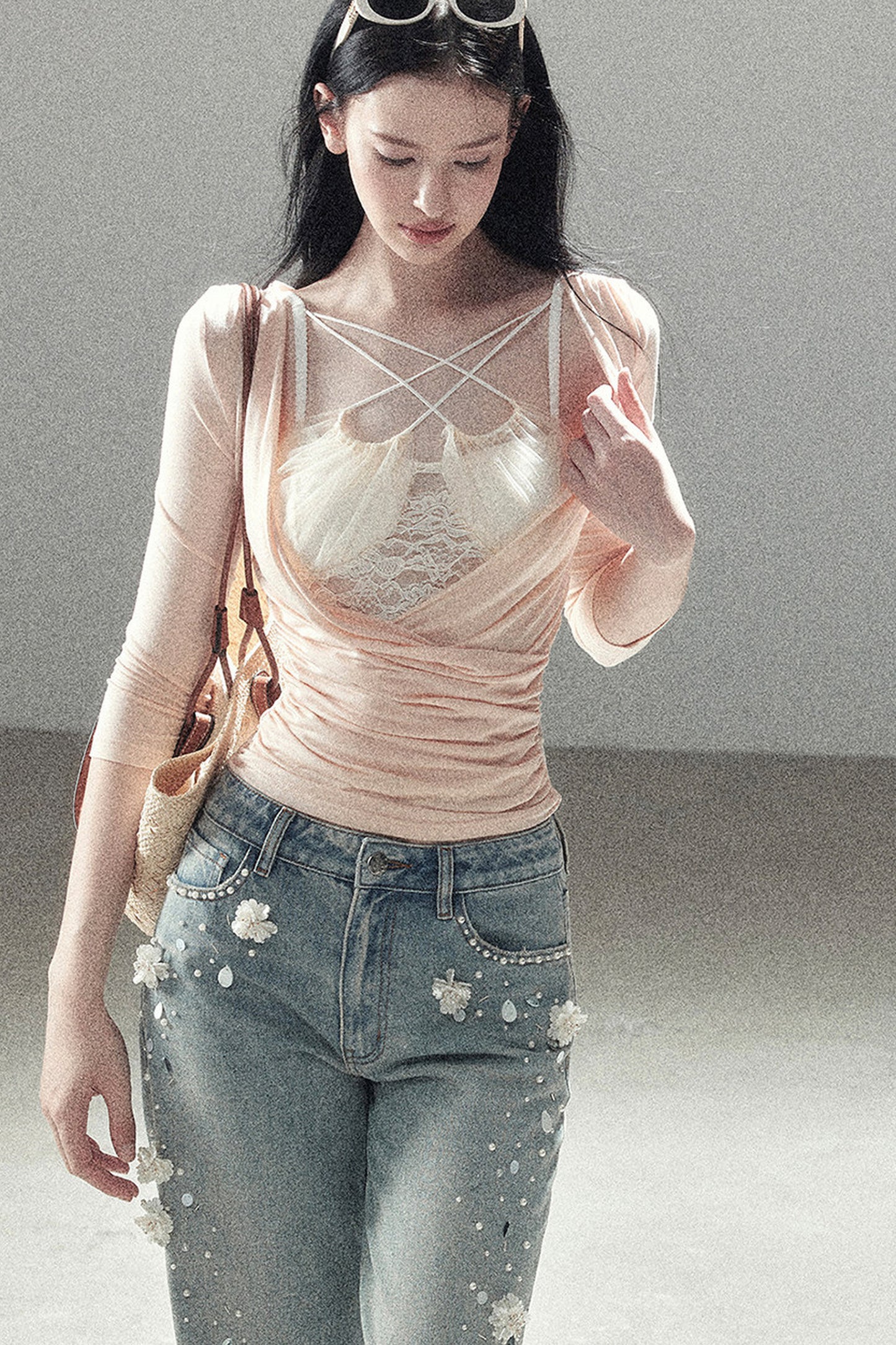 Completo estivo con maglia a spalle scoperte