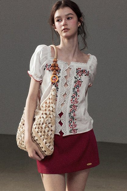Haut en dentelle saison des roses