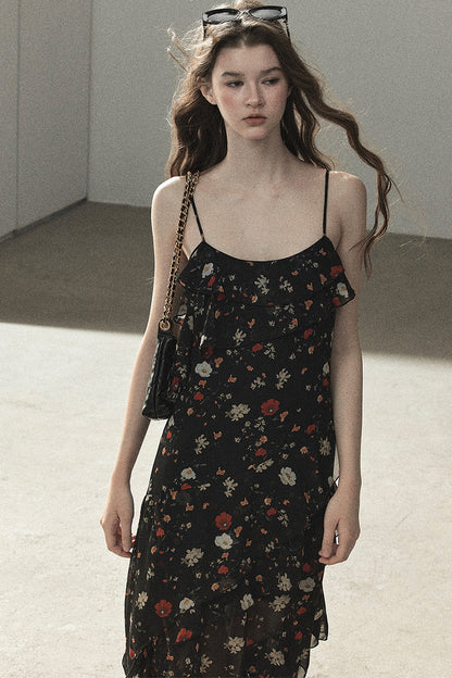 Robe à fines bretelles en mousseline à fleurs