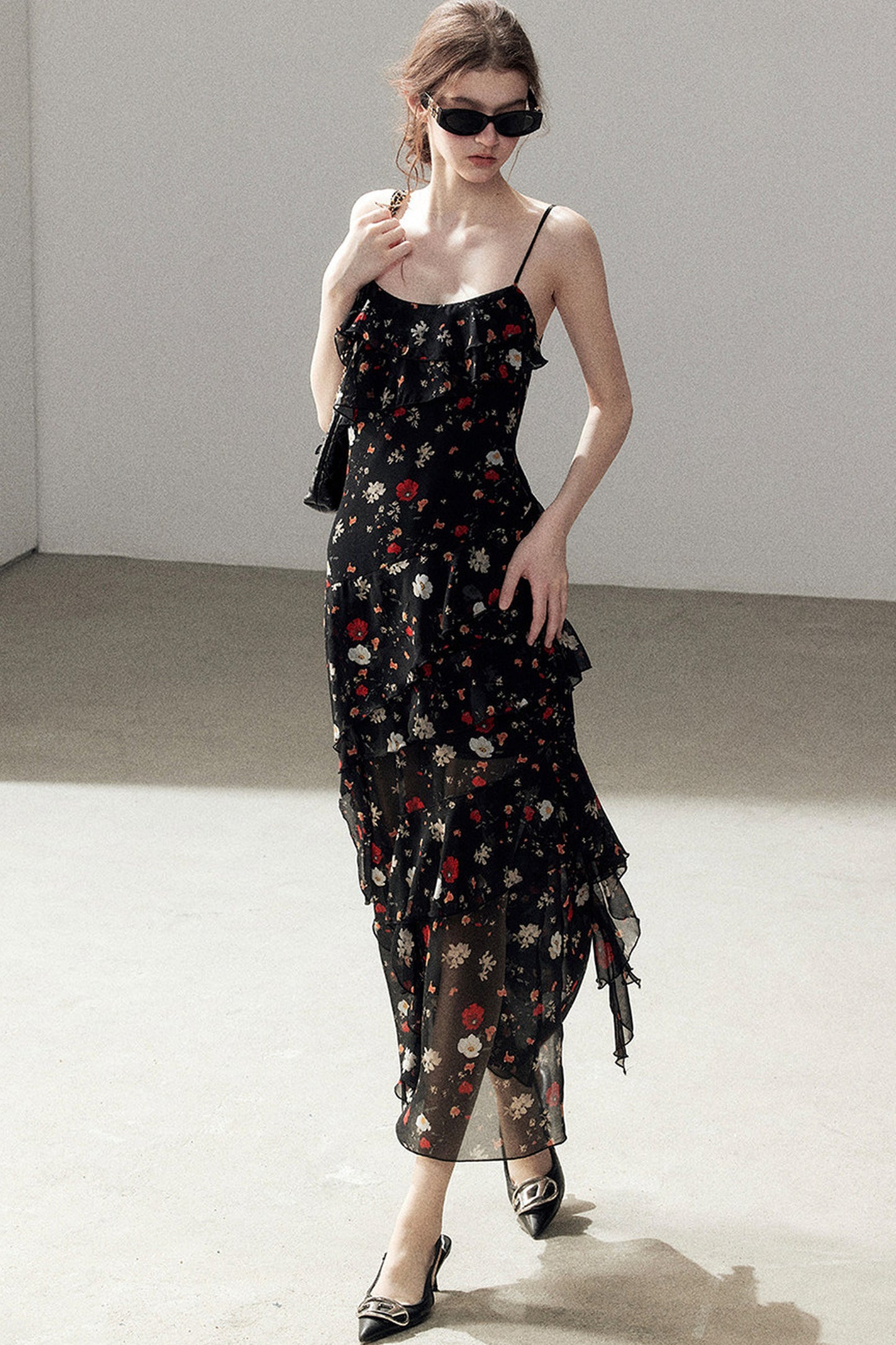 Robe à fines bretelles en mousseline à fleurs