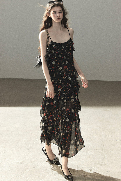 Robe à fines bretelles en mousseline à fleurs