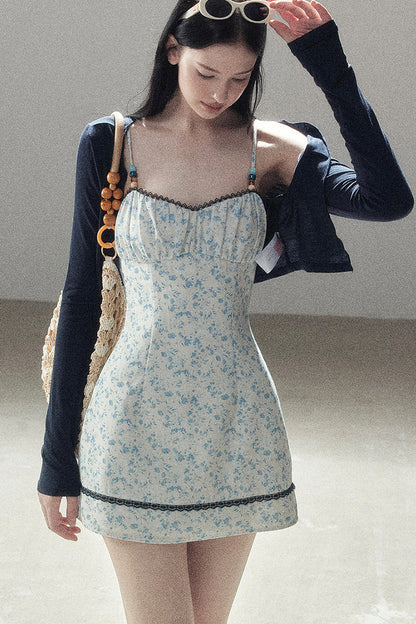 Ensemble robe à bretelles spaghetti à motif floral iris bleu et cardigan