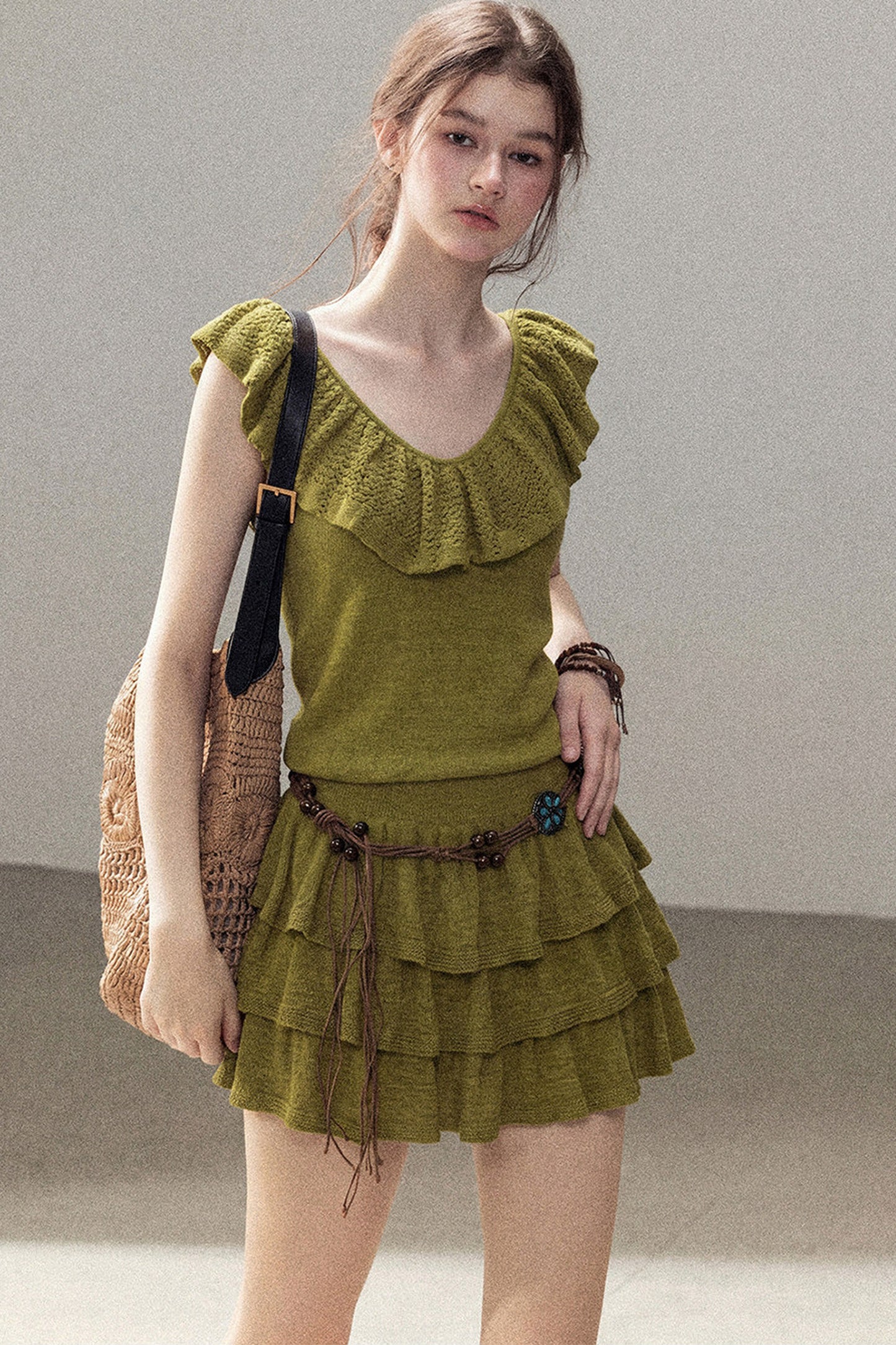 Ensemble robe en tricot à col V et à volants étagés