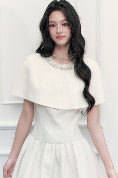 Ensemble cape et robe de princesse scintillante