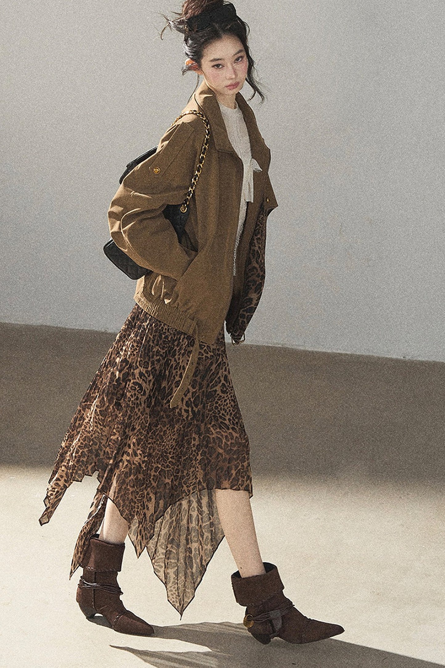 Irregular Hem Stacked Pleats Leopard Skirt