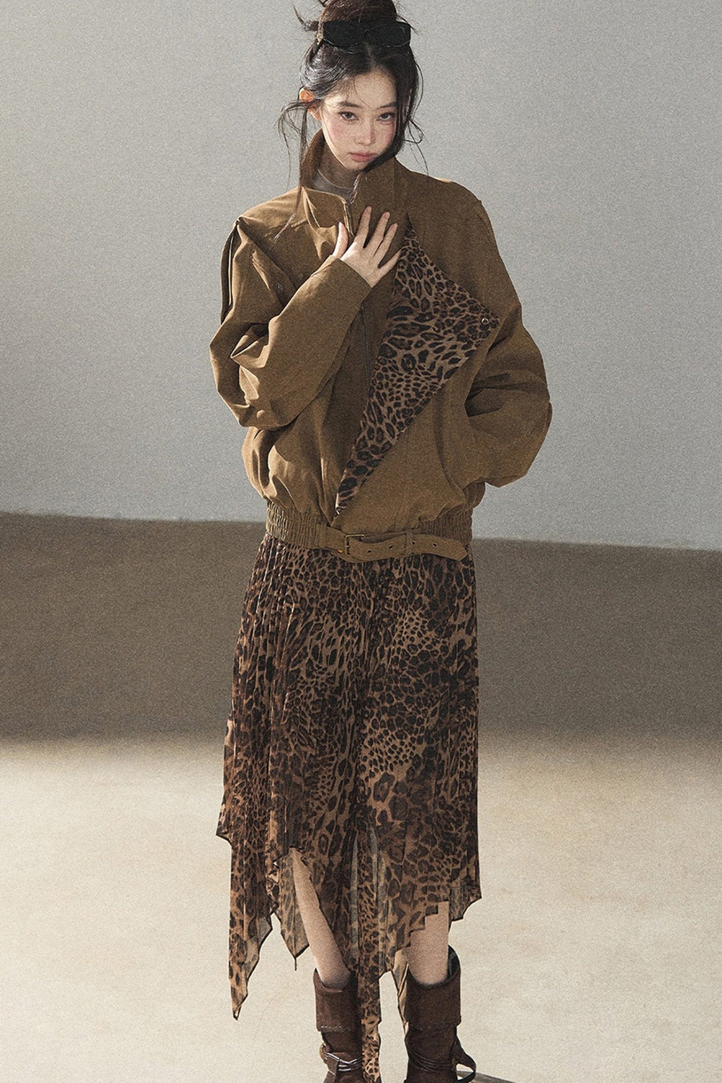 Irregular Hem Stacked Pleats Leopard Skirt