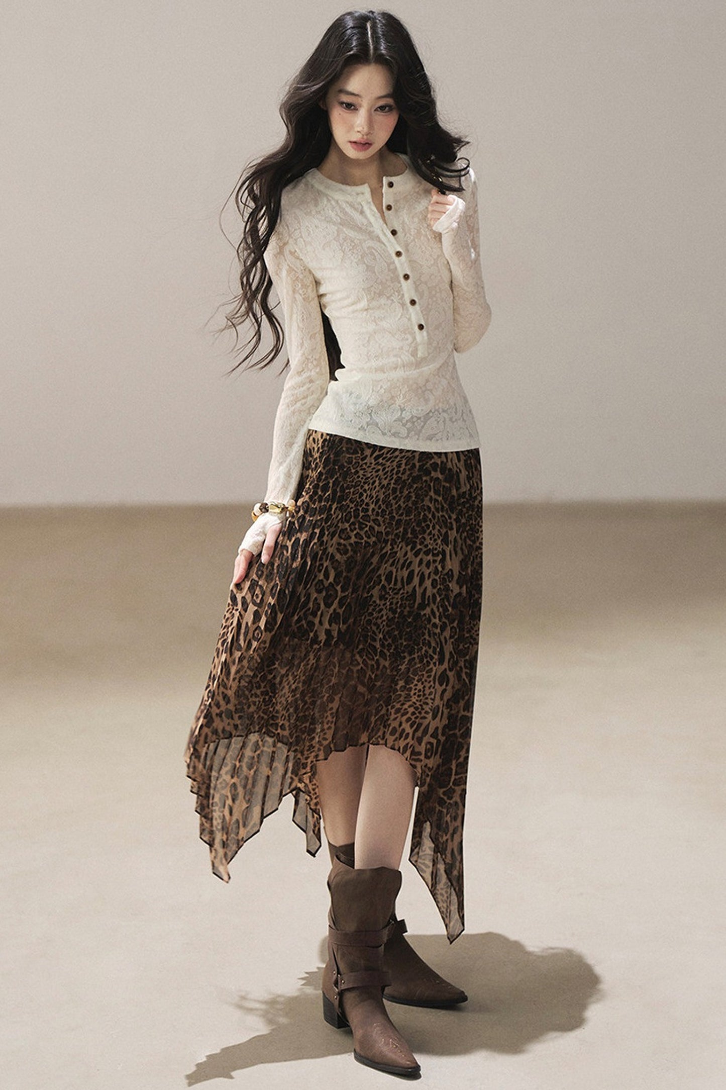 Irregular Hem Stacked Pleats Leopard Skirt