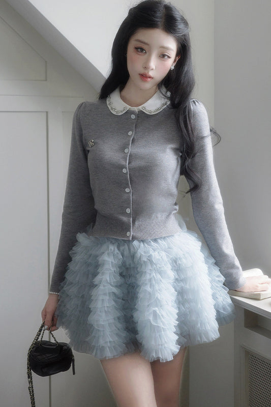 Strickjacke mit Bubikragen und Stufenrock-Set