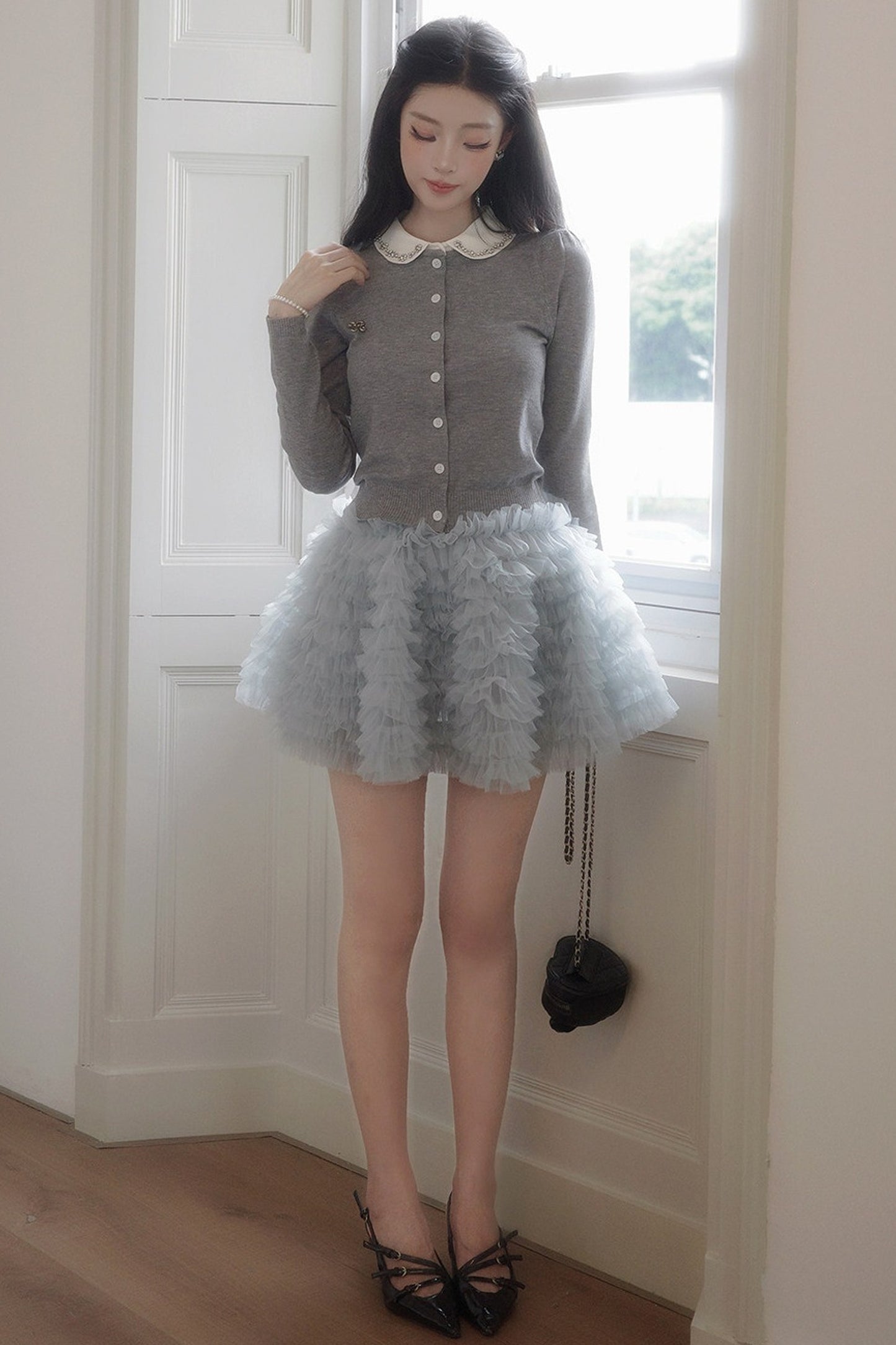 Strickjacke mit Bubikragen und Stufenrock-Set