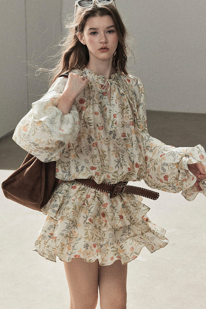 Ensemble robe fleurie à volants et leggings
