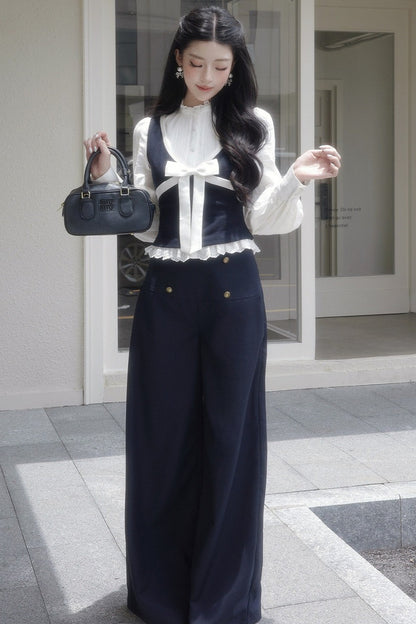 Contrast Bowknot Knitted Vest