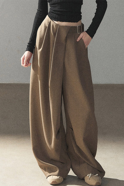 Lockere Damenhose mit weitem Bein