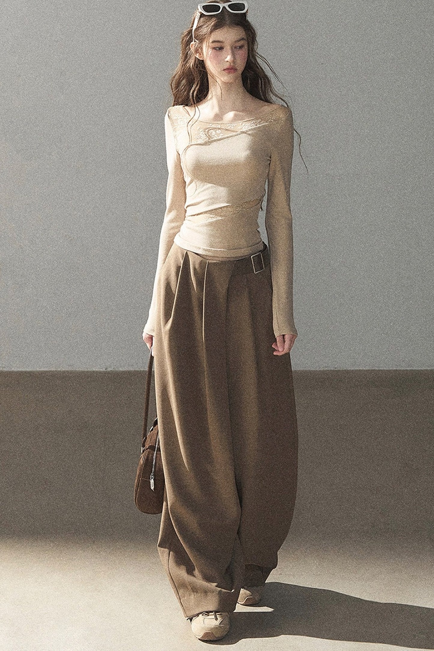 Lockere Damenhose mit weitem Bein