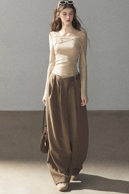 Lockere Damenhose mit weitem Bein