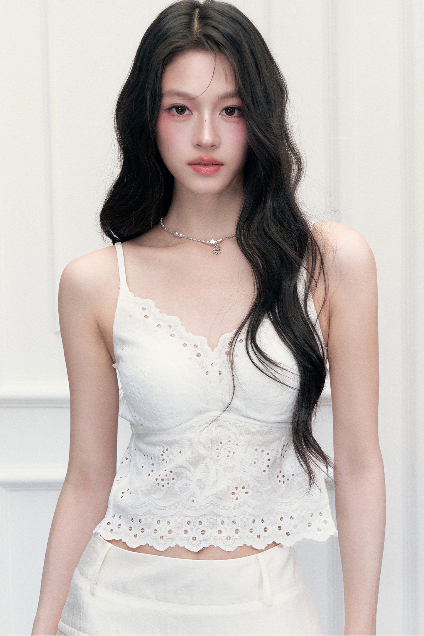 White French Hollow Embroidery V-Neck Camisole