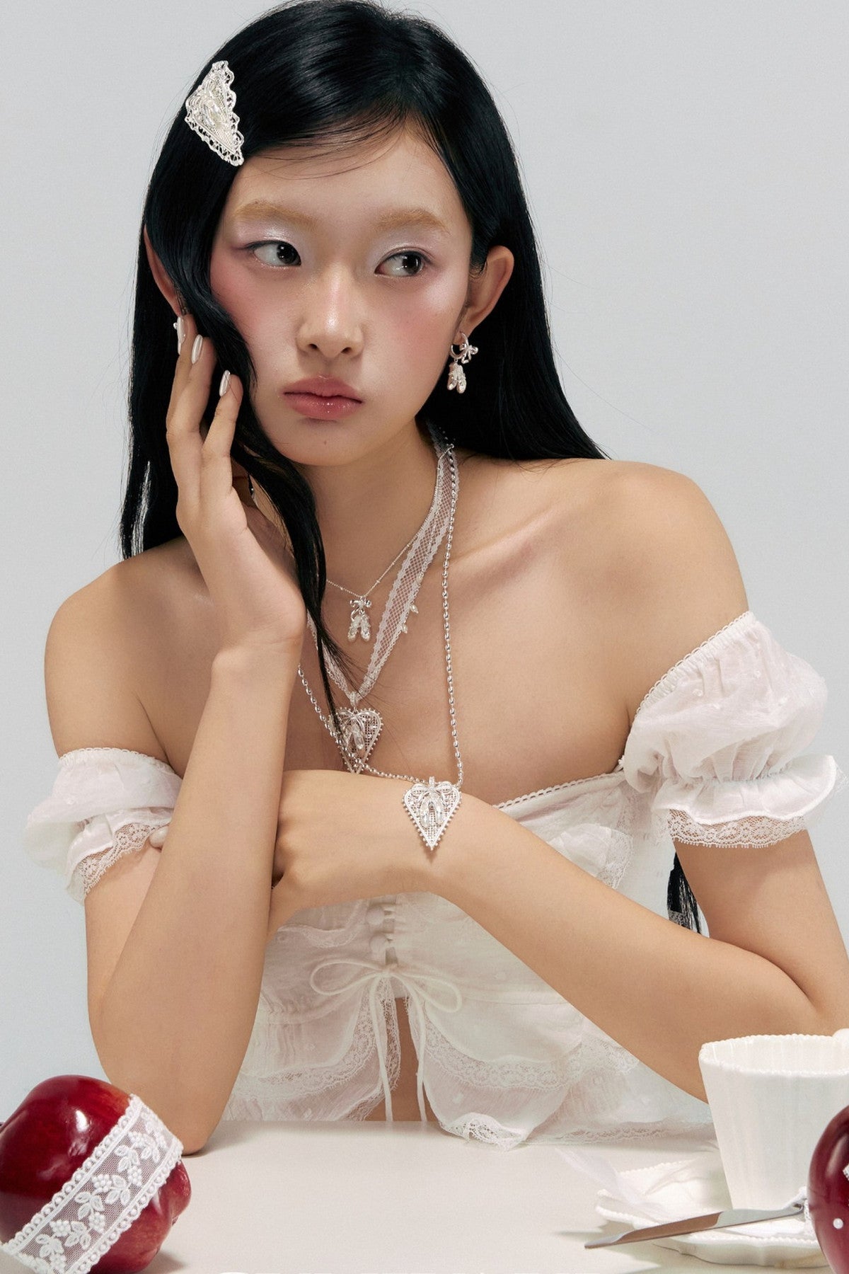 Bow Long Necklace