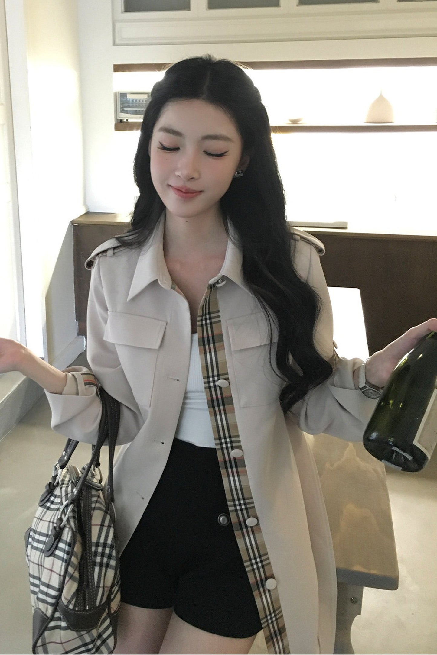 Karierter Trenchcoat in Flickenoptik
