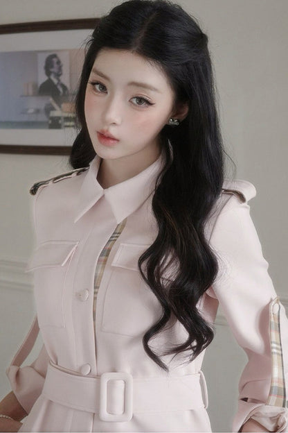 Karierter Trenchcoat in Flickenoptik
