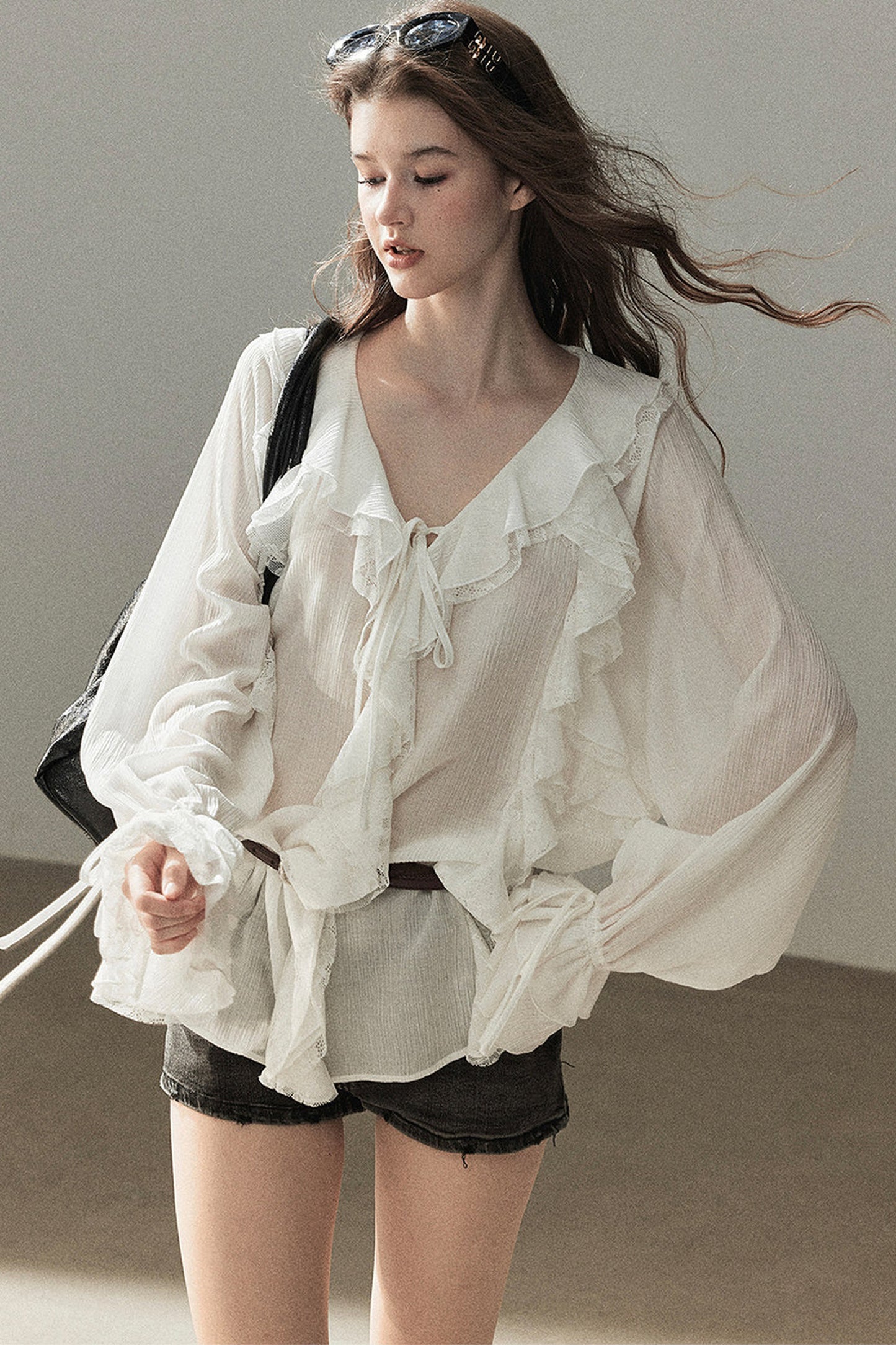 Set aus transparenter Chiffon-Cover-up-Bluse mit Rüschen