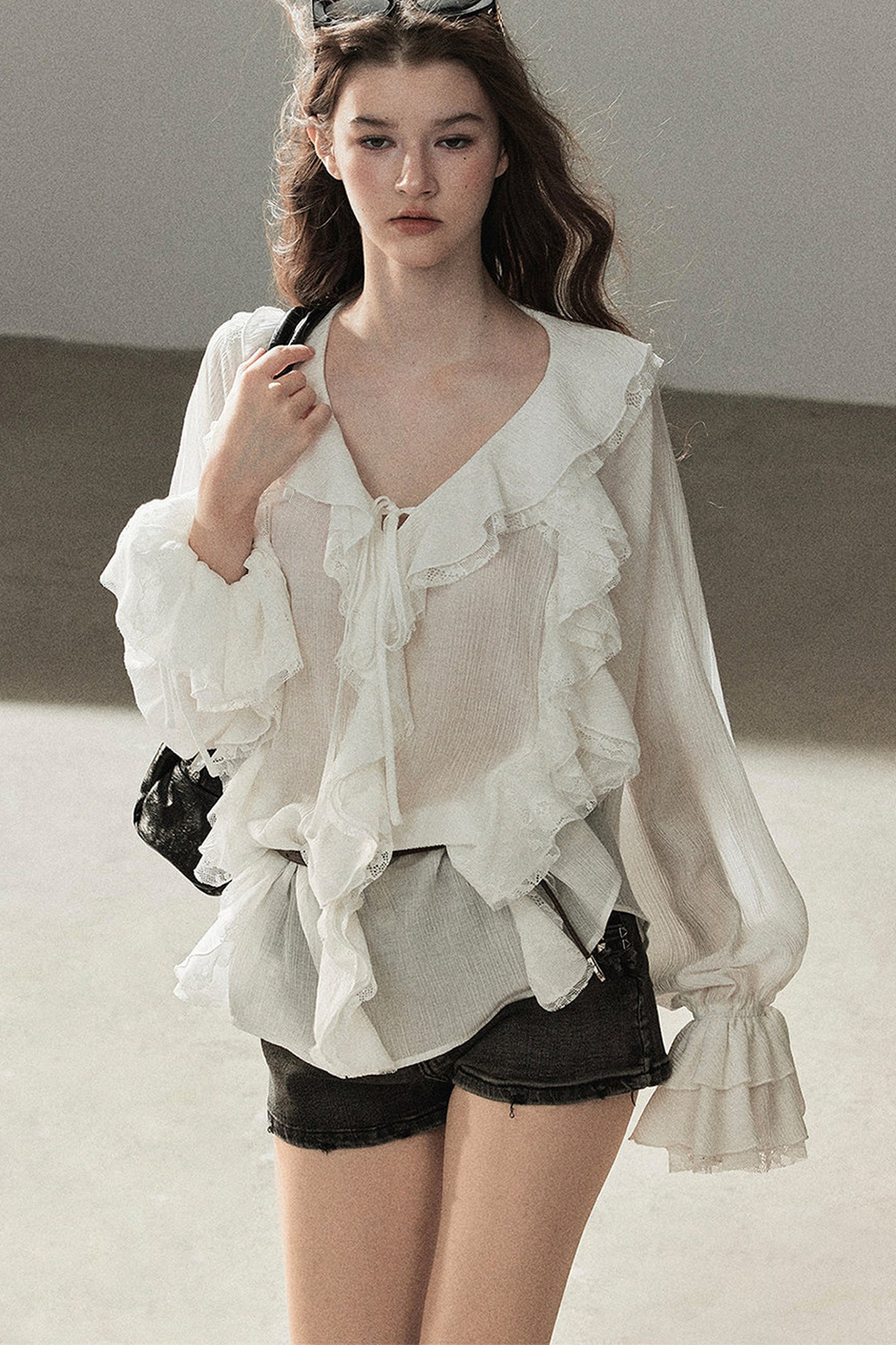 Set aus transparenter Chiffon-Cover-up-Bluse mit Rüschen