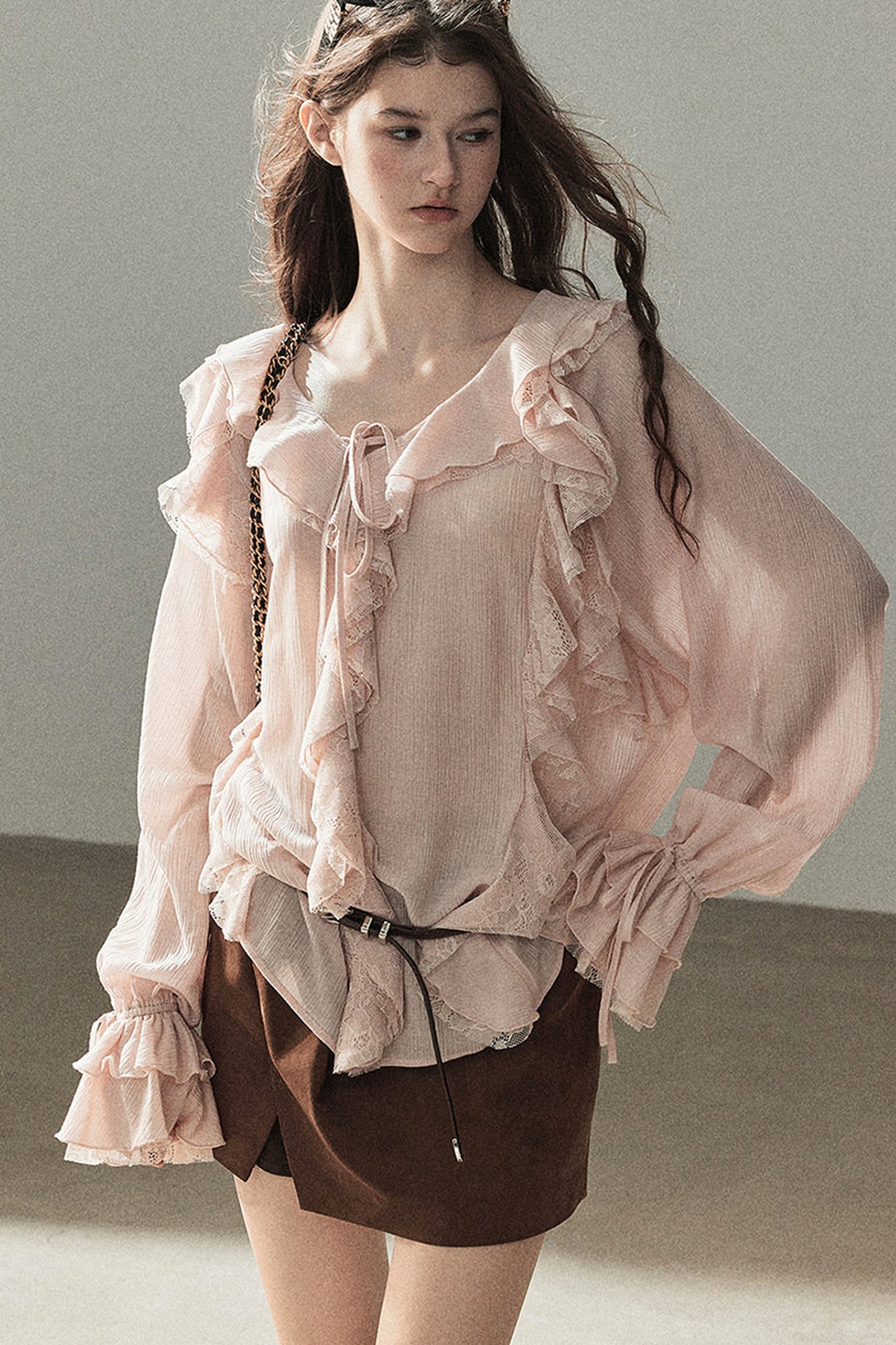 Set aus transparenter Chiffon-Cover-up-Bluse mit Rüschen