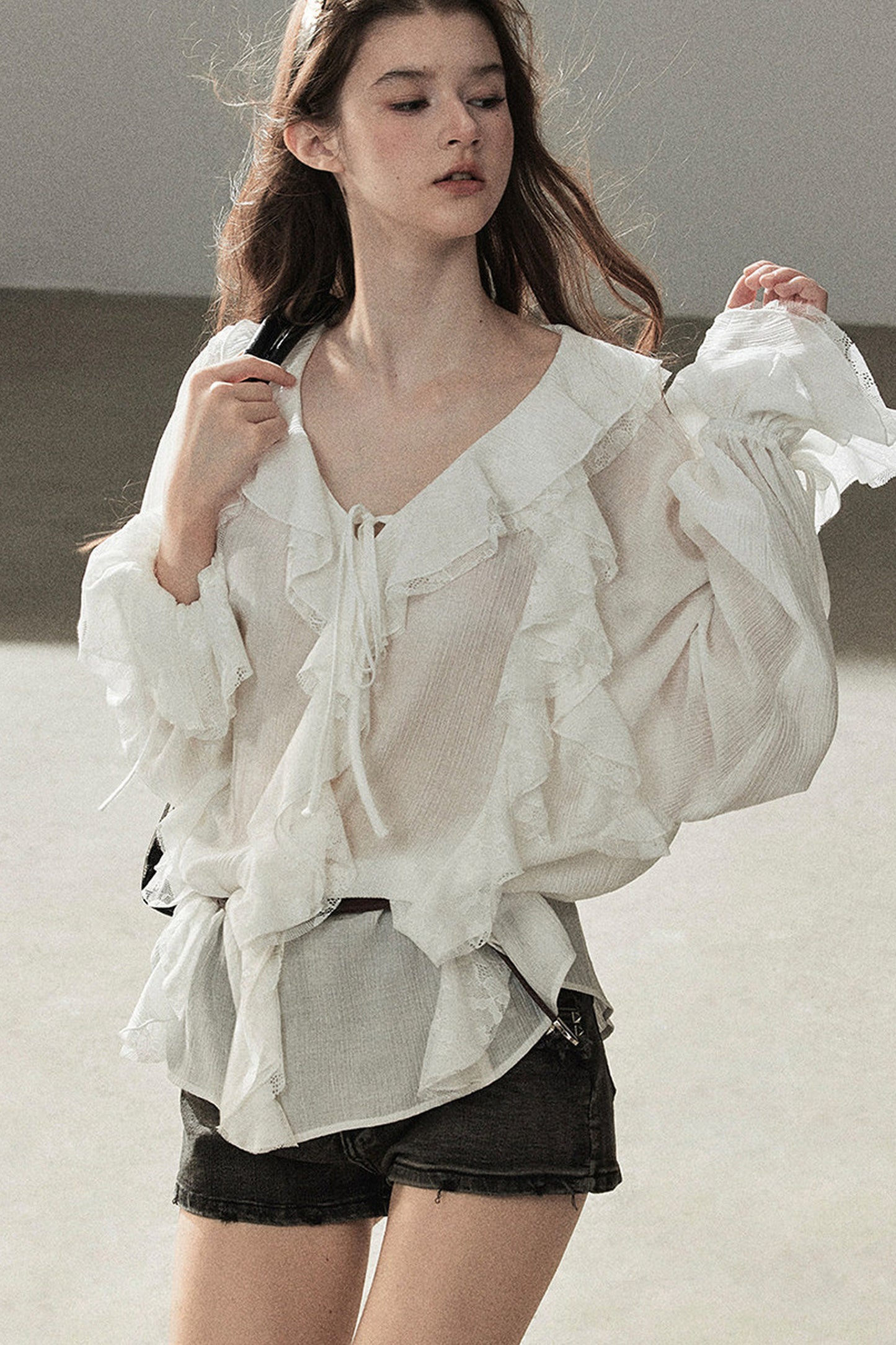 Set aus transparenter Chiffon-Cover-up-Bluse mit Rüschen