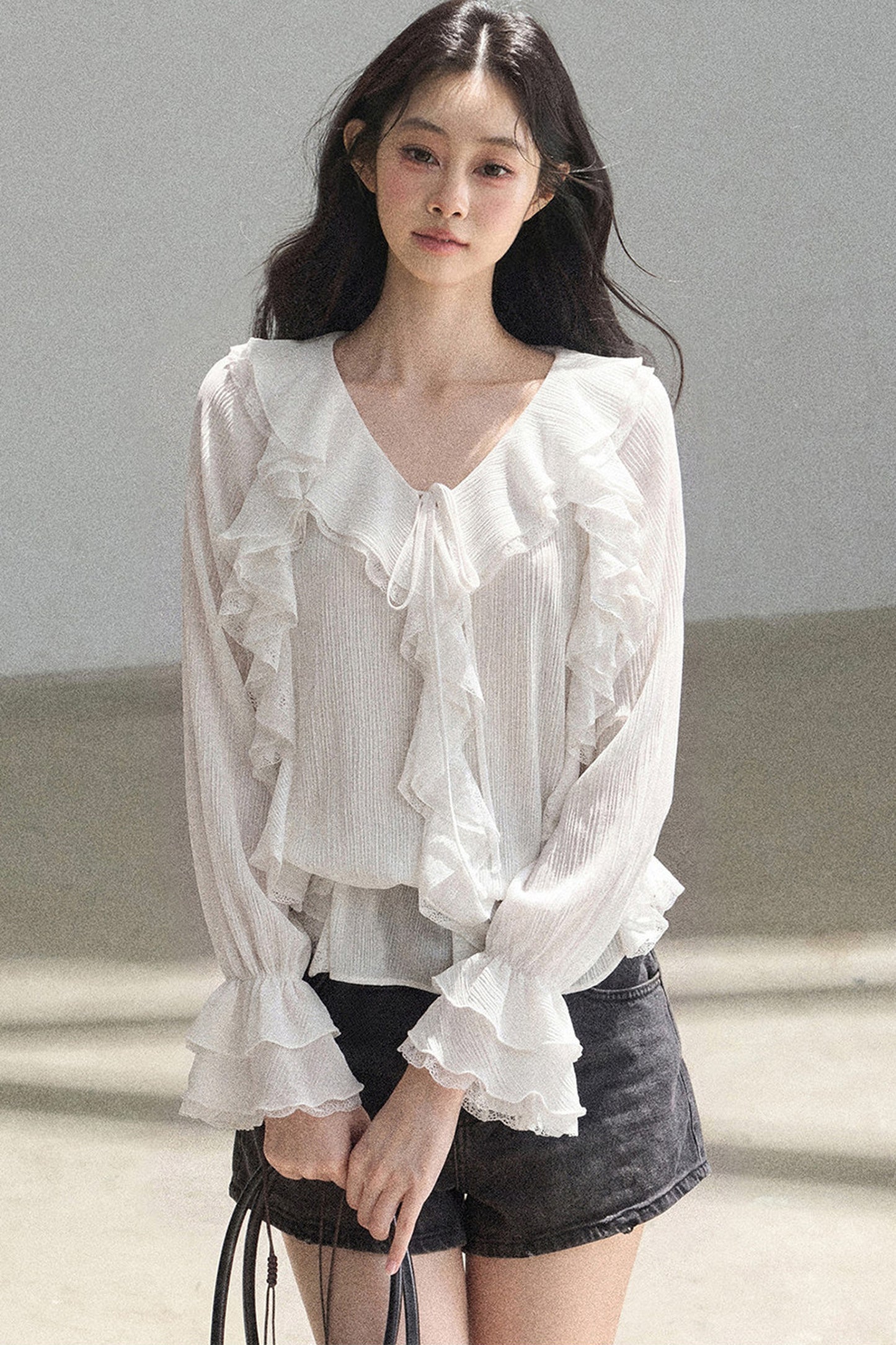 Set aus transparenter Chiffon-Cover-up-Bluse mit Rüschen