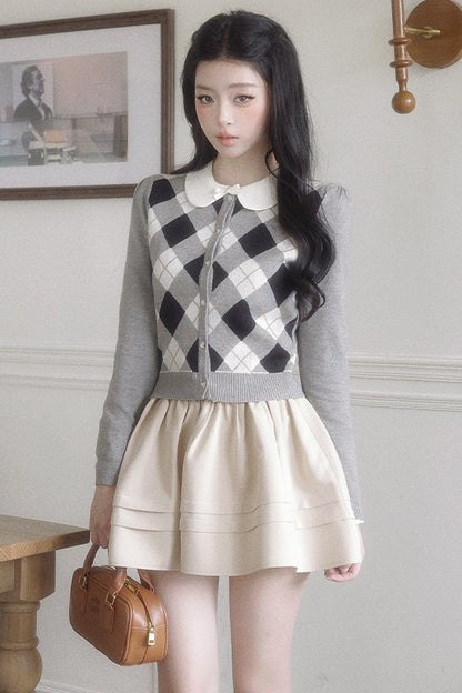 High-Waisted Pleated A-Line Skirt