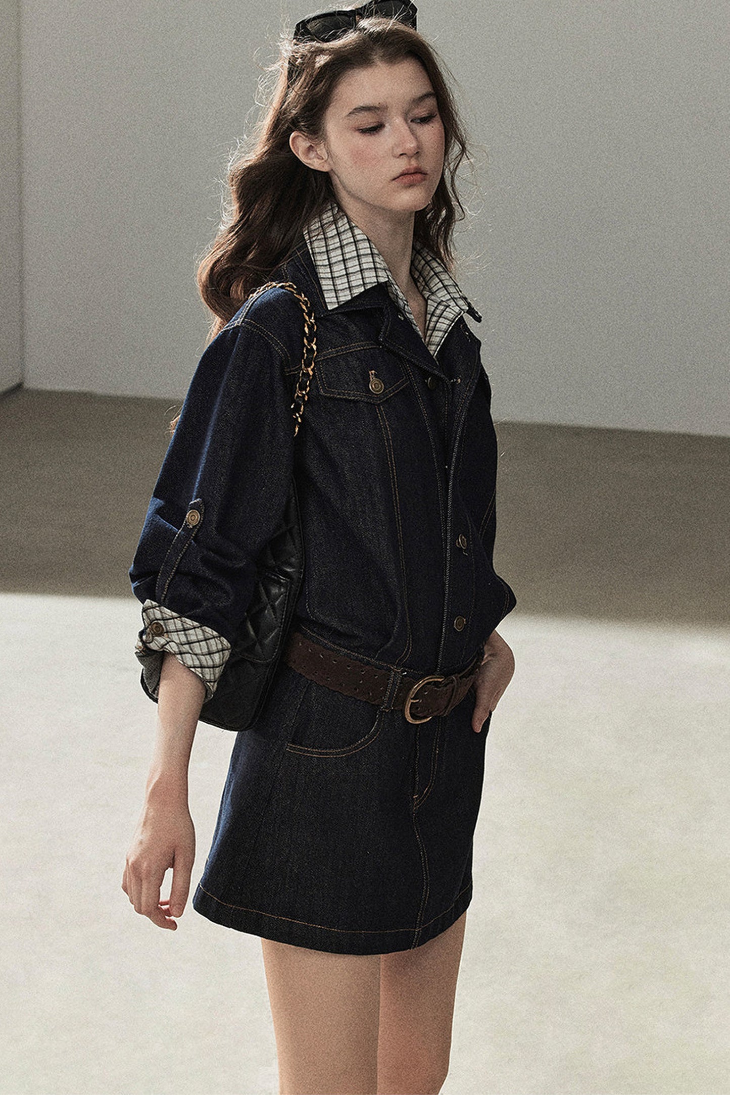 Completo con abito in denim imbottito effetto stratificato