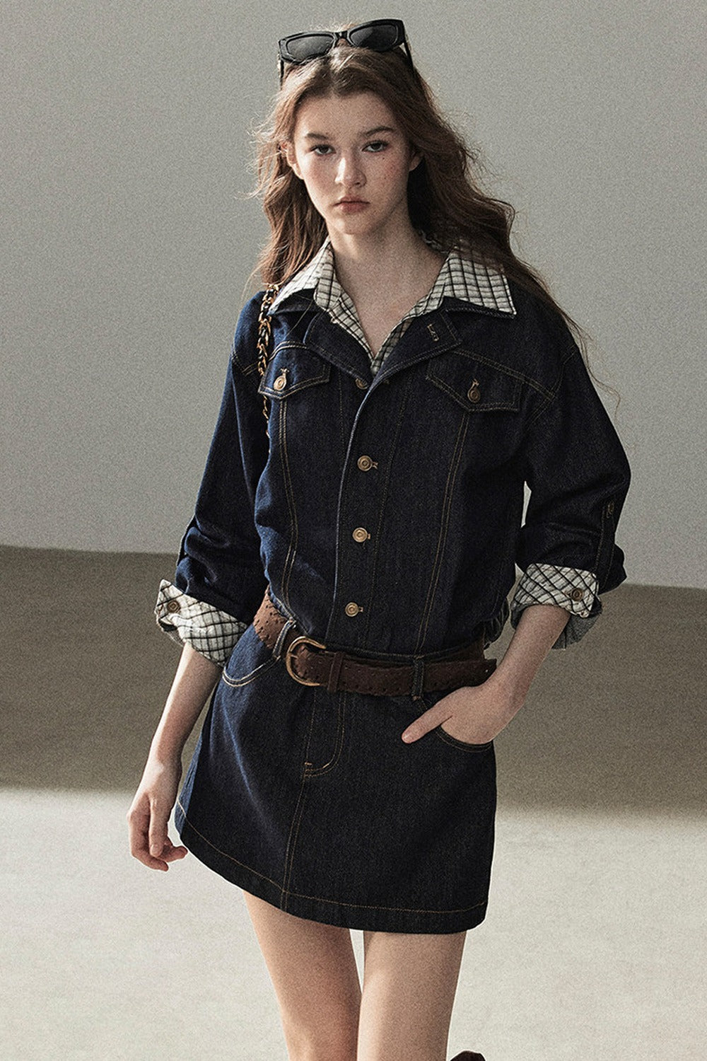Completo con abito in denim imbottito effetto stratificato