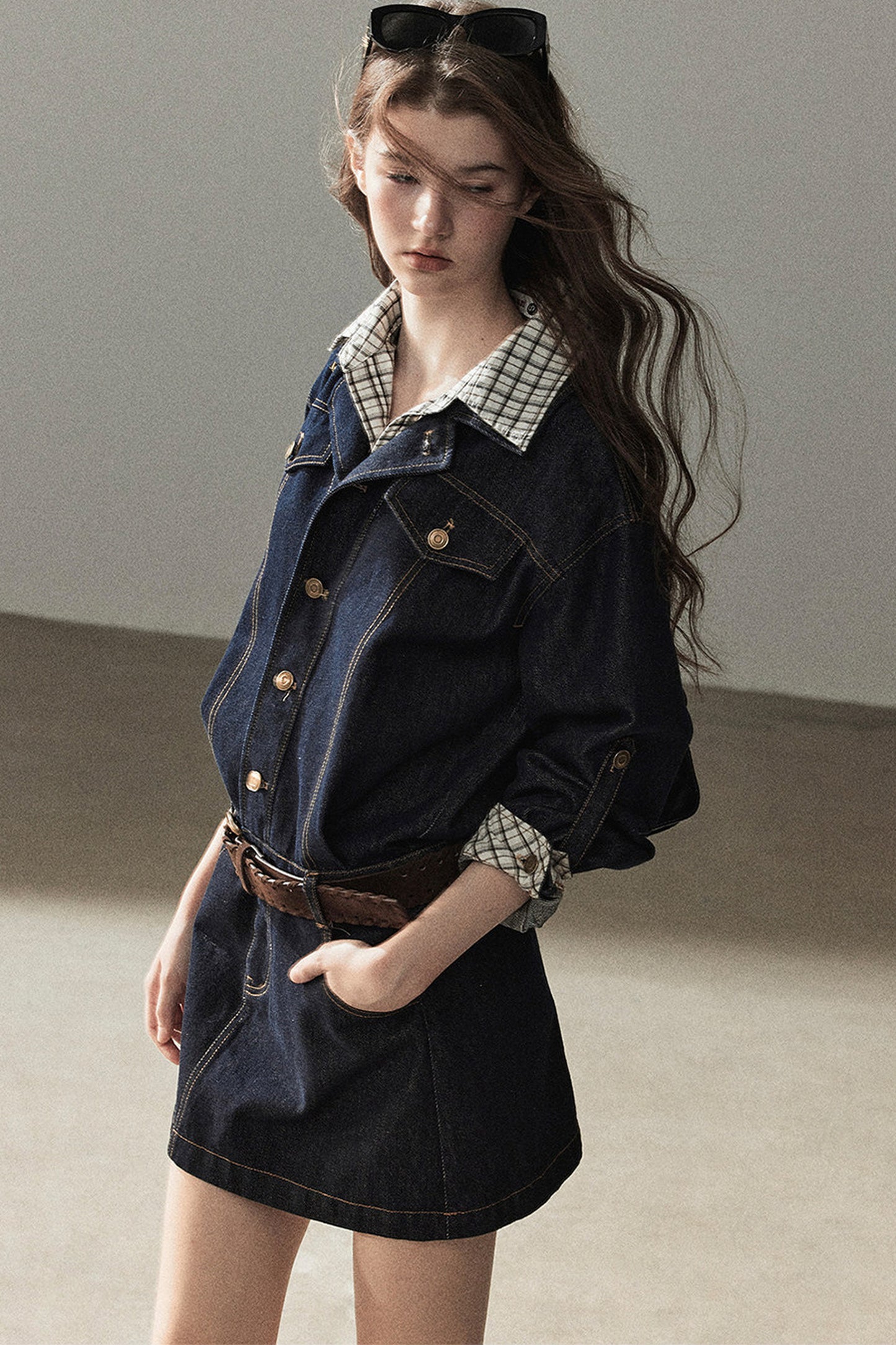 Completo con abito in denim imbottito effetto stratificato