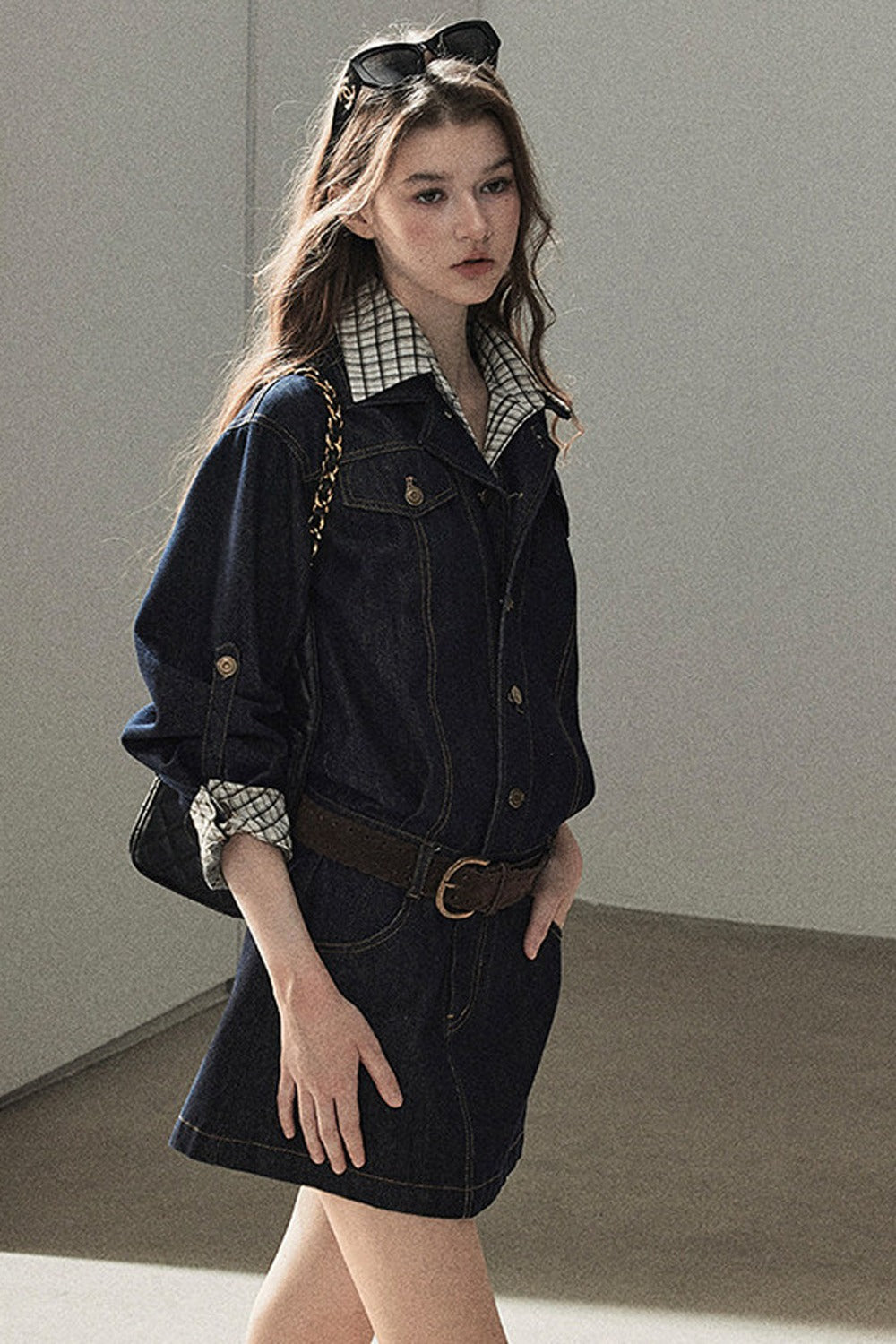 Completo con abito in denim imbottito effetto stratificato