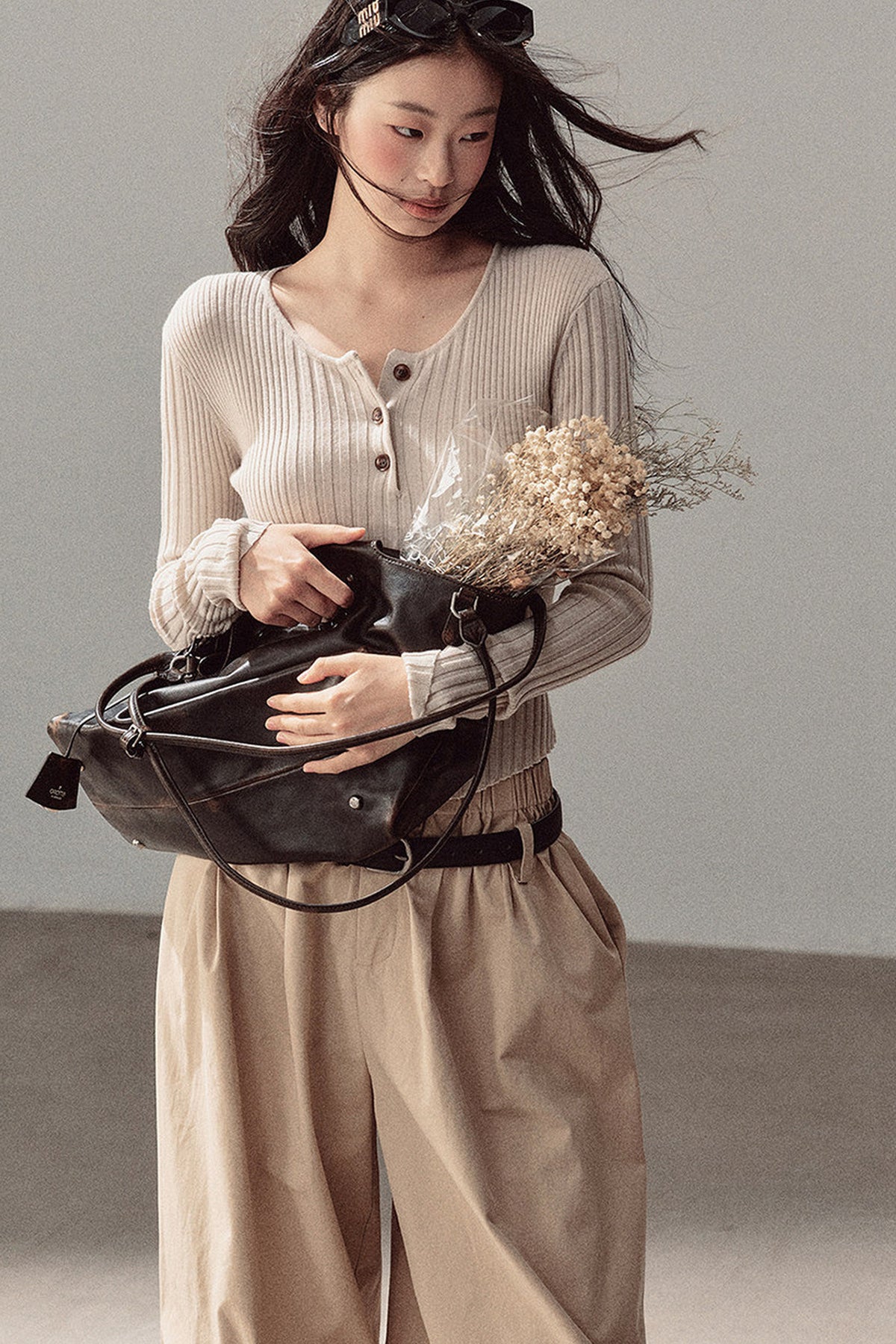 Long-Sleeved Knit T-Shirt